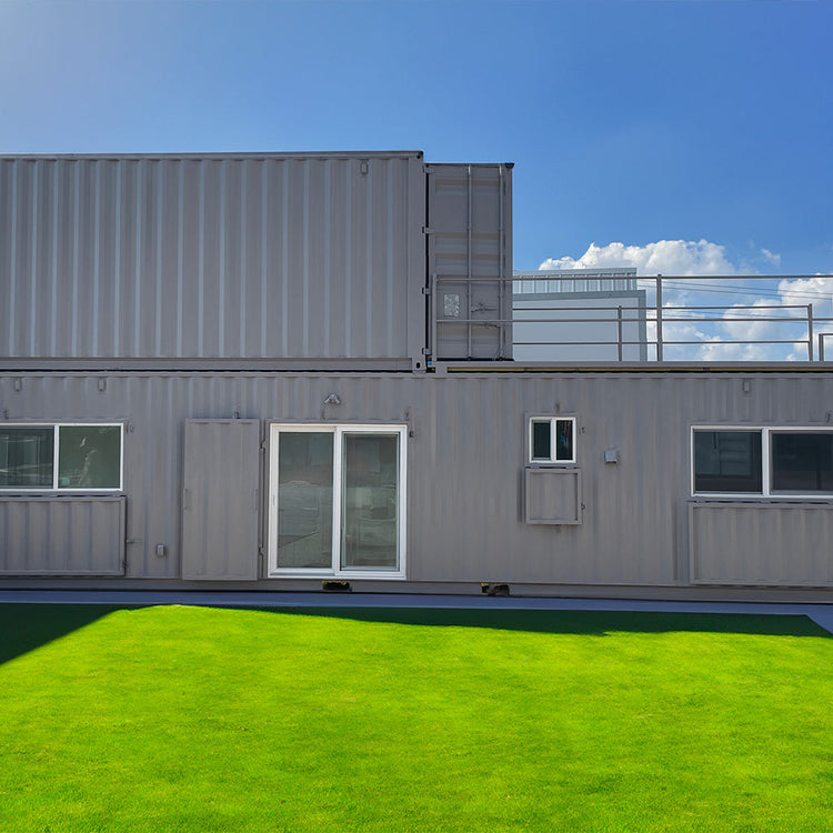 Construindo um futuro em 15 dias: explorando nosso primeiro projeto de espaço comercial modular no Brasil.