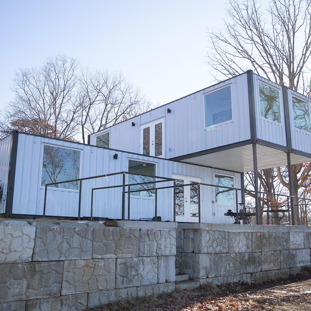 Casa de 3 quartos feita com contêiner marítimo