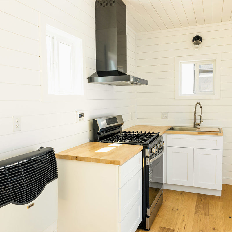 Carregue imagem no visualizador da galeriaCriando casas contêineres exclusivas para uma vida inovadora.
