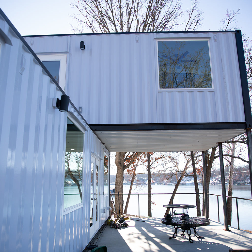 Casa de 3 quartos feita com contêiner marítimo