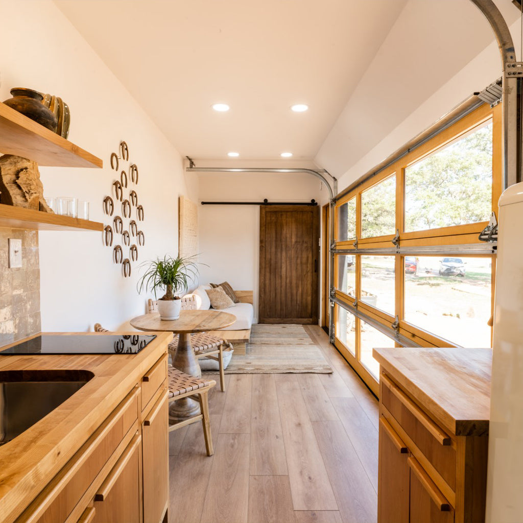 Casas de contêineres marítimos com três quartos