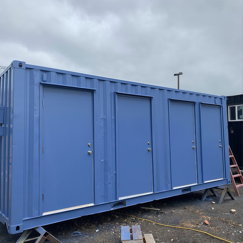 Carregue imagem no visualizador da galeriaModelo de "banheiro" feito com contêiner de transporte de 20 pés
