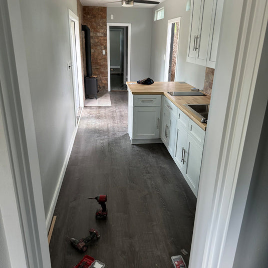 Casas de contêineres marítimos com três quartos