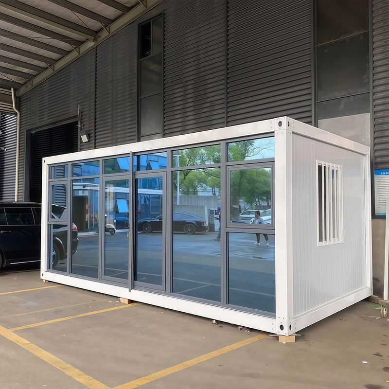 Carregue imagem no visualizador da galeriaCasa pré-fabricada modular destacável em contêiner com quarto e banheiro.
